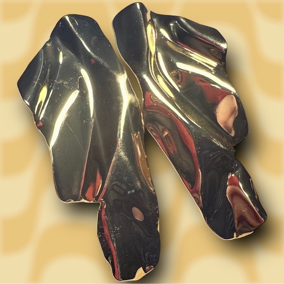 NEW Large Crumpled Goldtone Drop Earrings Designer Luxury Inspired - Picture 15 of 16